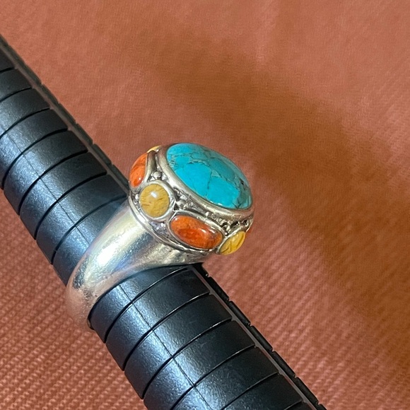 Silver ring with beautiful turquoise and Multi Stones - Picture 4 of 6